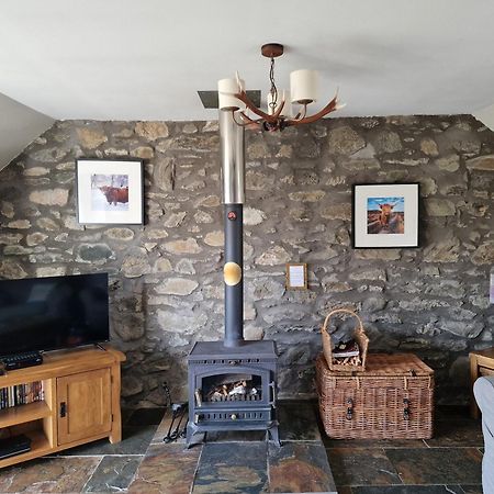 Dalnoid Cottages & Treehouses Nr Glenshee Exterior photo