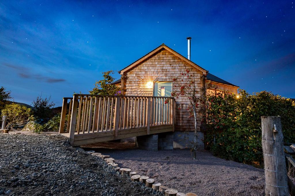 Dalnoid Cottages & Treehouses Nr Glenshee Exterior photo